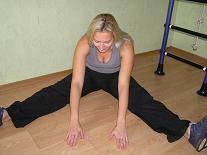 растяжка мышц бедер