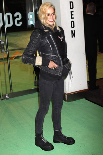 Лондонская премьера "Алиса в стране чудес"