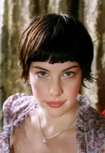 какие челки в моде